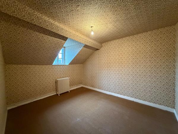 Maison 10 pièces 103.6 m2