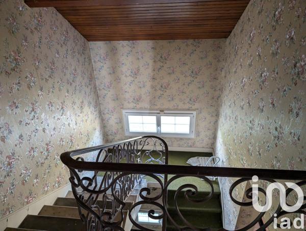 Maison 9 pièces de 184 m² à Baulne (91590)