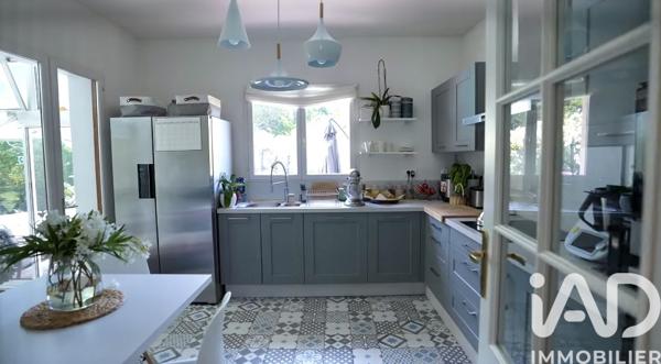 Maison à vendre 6 pièces 156 m² Saint-Raphaël