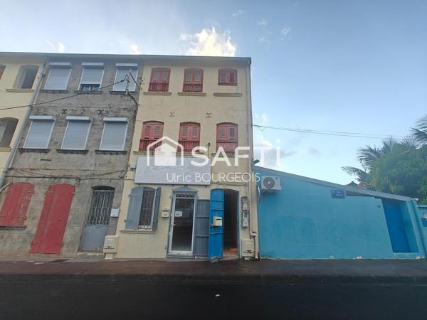 Immeuble de rapport avec commerces - Bourg Saint-Pierre