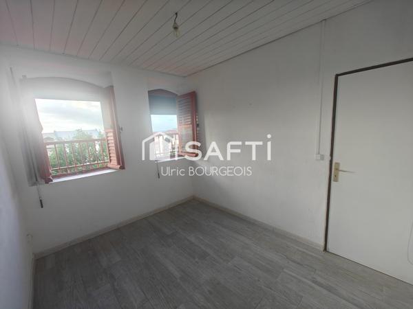 Immeuble de rapport avec commerces - Bourg Saint-Pierre