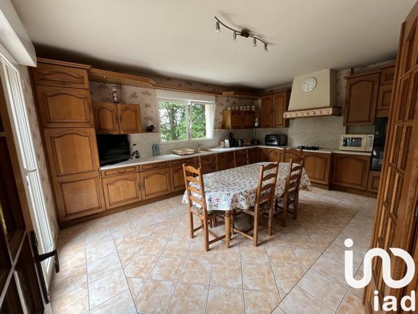 Maison 7 pièces de 310 m² à Boissy-le-Châtel (77169)