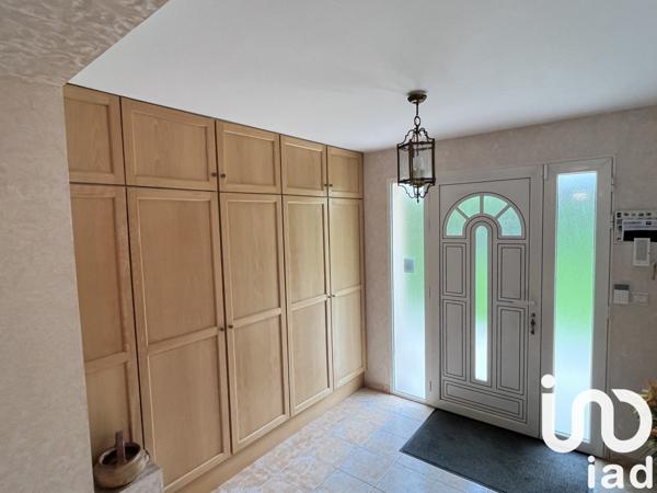 Maison 7 pièces de 310 m² à Boissy-le-Châtel (77169)