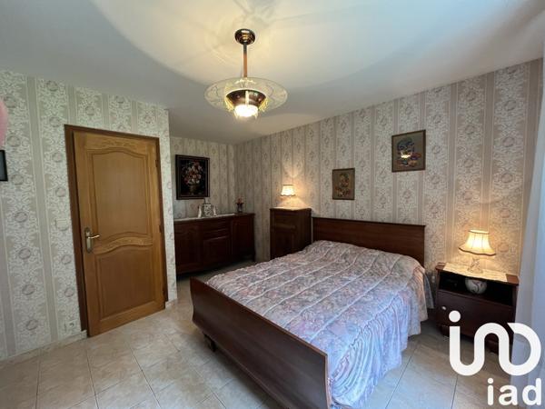 Maison 7 pièces de 310 m² à Boissy-le-Châtel (77169)