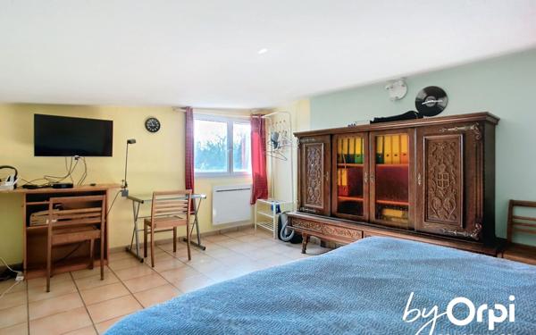 Maison à vendre    5 pièces •  Durdat-Larequille