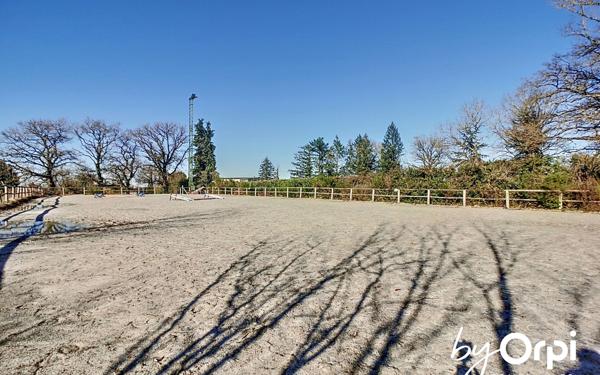 Maison à vendre    5 pièces •  Durdat-Larequille