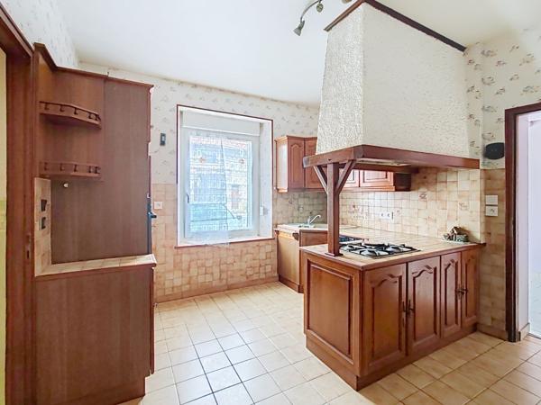 MAISON DE VILLAGE - BEAUX VOLUMES Lamorville MAISON DE VILLAGE - BEAUX VOLUMES Lamorville