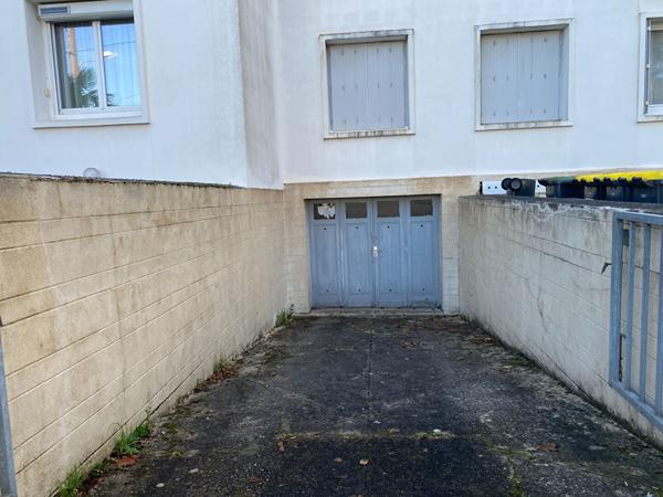 ROYAN CENTRE - T3 rénové avec jardin et garage Royan