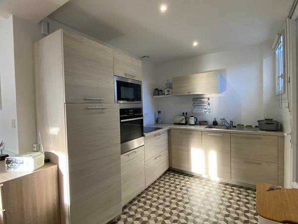 ROYAN CENTRE - T3 rénové avec jardin et garage Royan