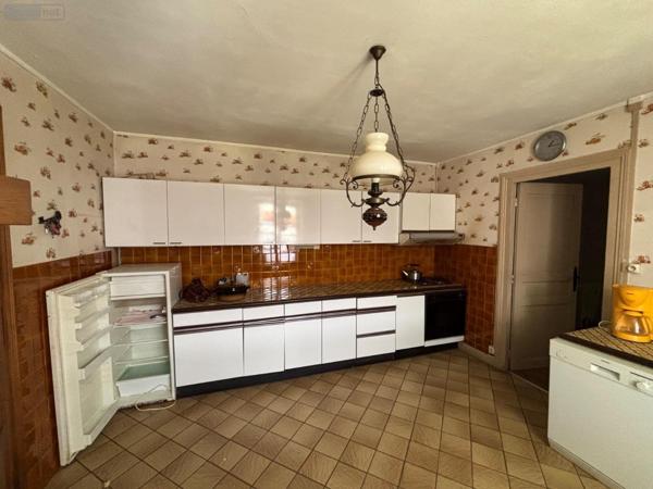 Maison de ville à vendre à Sedan dans les Ardennes (08200), ref : 10305/1308