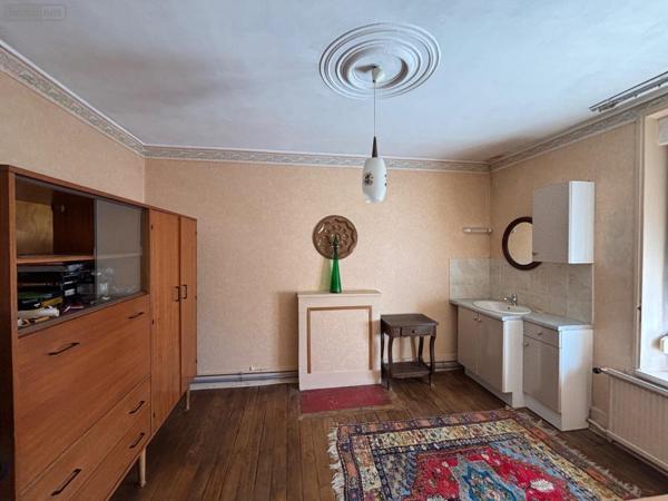 Maison de ville à vendre à Sedan dans les Ardennes (08200), ref : 10305/1308