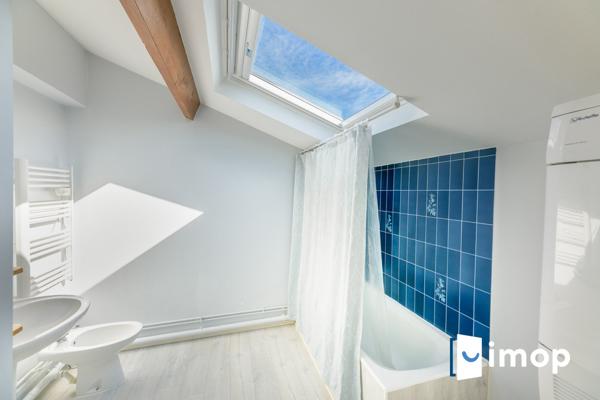 Superbe duplex de 130 m² au dernier étage avec parking !