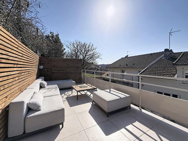 Quartier Saint-Jean, Maison de ville spacieuse entièrement rénovée à vendre à Limoges - 4 chambres, 165 m² - garage double