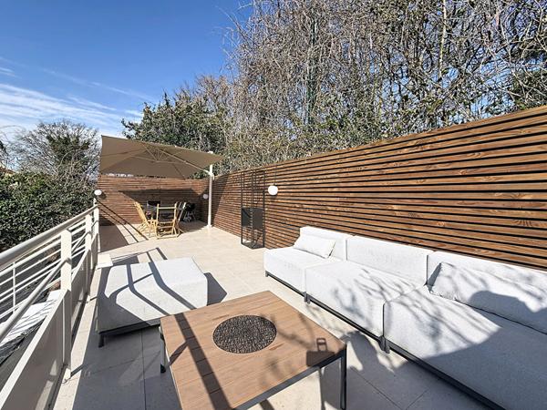 Quartier Saint-Jean, Maison de ville spacieuse entièrement rénovée à vendre à Limoges - 4 chambres, 165 m² - garage double