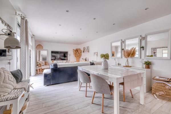 Christophe Michaudelle – CAPIFRANCE vous propose proche de Meaux : 6 pièces - DPE en C - 141 m² - 4 chambres (dont 2 suites parentales - 1 RDC) - 1 bureau - 3 pièces d'eau - terrasse - s