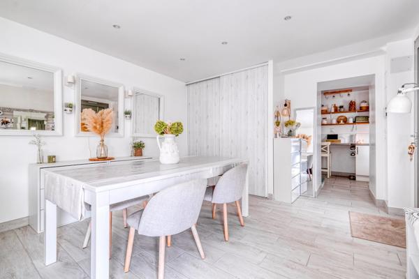 Christophe Michaudelle – CAPIFRANCE vous propose proche de Meaux : 6 pièces - DPE en C - 141 m² - 4 chambres (dont 2 suites parentales - 1 RDC) - 1 bureau - 3 pièces d'eau - terrasse - s