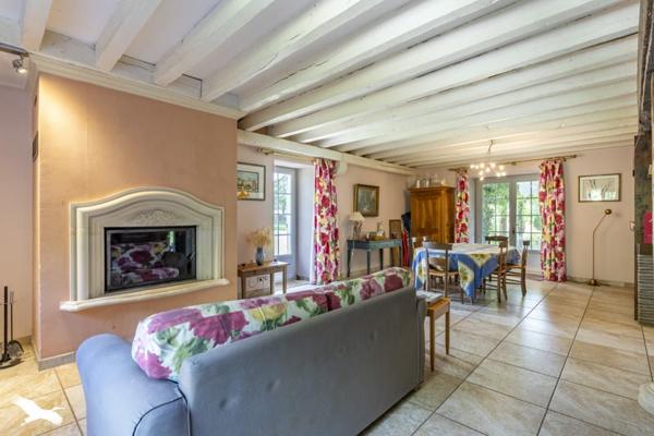 Maison à vendre 317 700 € Coings 5 p 158 m² DPE C