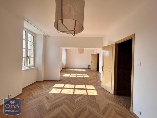 Appartement à louer 3 pièces 92m²