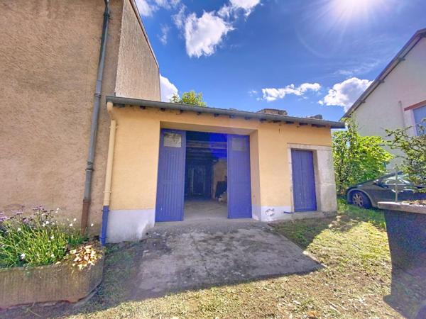 MAISON DE VILLAGE A CONFORTER Han-sur-meuse MAISON DE VILLAGE A CONFORTER Han-sur-meuse