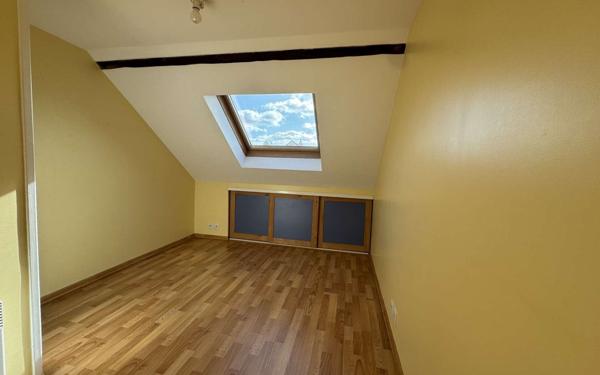 Maison à vendre    6 pièces • 150 m2 Chailly-en-Bière