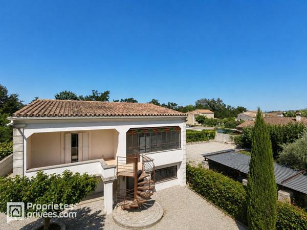 Ensemble immobilier : Maison de rapport et Terrain constructible avec division parcellaire réalisée - Potentiel locatif proche de 10% - LE PONTET