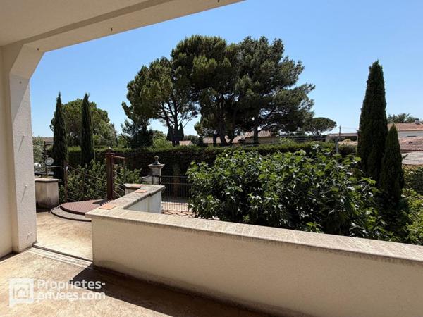 Ensemble immobilier : Maison de rapport et Terrain constructible avec division parcellaire réalisée - Potentiel locatif proche de 10% - LE PONTET