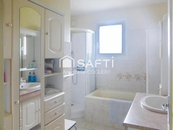 Maison familiale prête à vous accueillir.