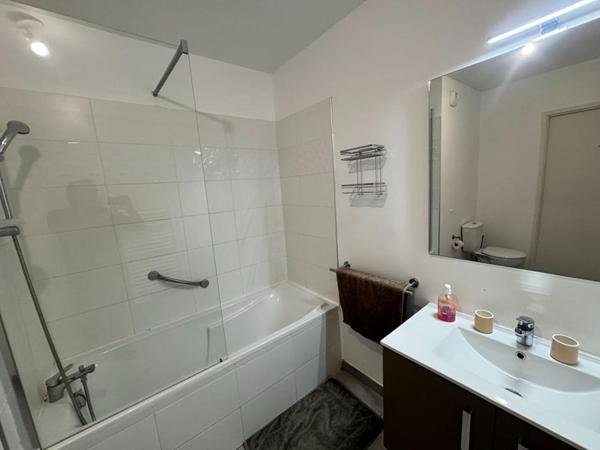 Appartement Le Lavandou 2 pièces 40 m2 Et grande terrasse