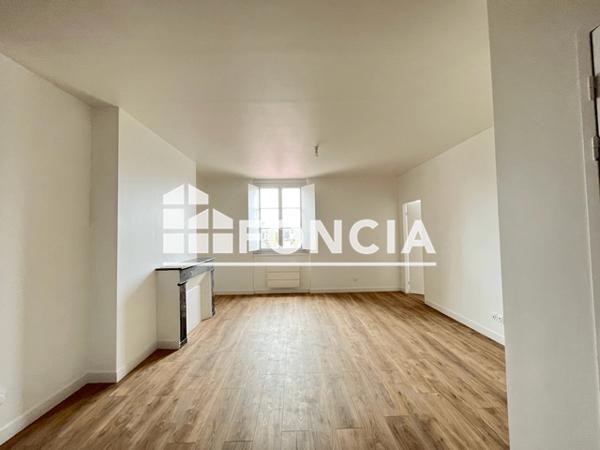 Location Appartement 2 pièces 44.7 m² - 3 PLACE DE LA VICTOIRE Bordeaux 33000