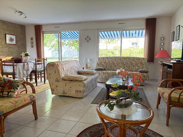 17640 VAUX SUR MER APPARTEMENT VAUX SUR MER - 4 pièce(s) - 104 m2