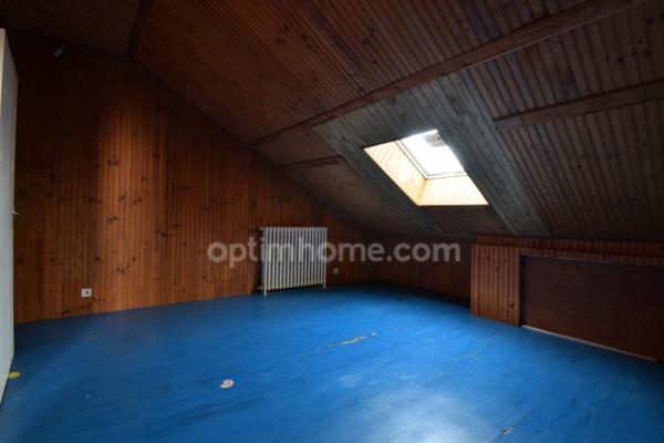 À vendre – Grand appartement triplex à rénover – 6 pièces – 137 m² – Pithiviers (45) + garage indépendant