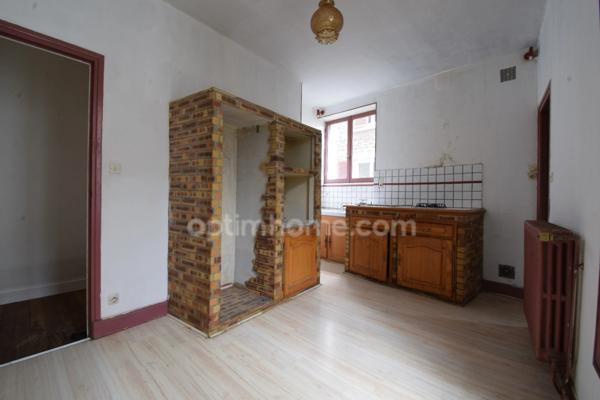 À vendre – Grand appartement triplex à rénover – 6 pièces – 137 m² – Pithiviers (45) + garage indépendant