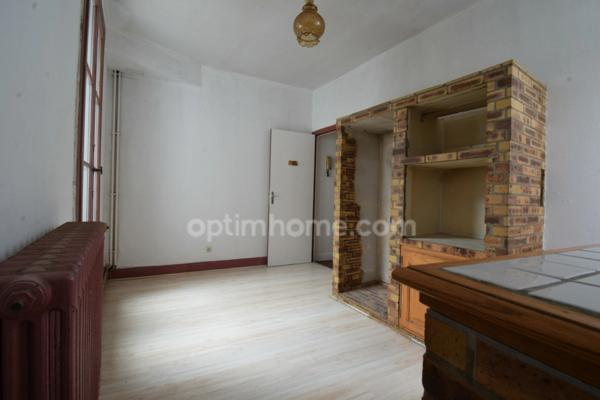 À vendre – Grand appartement triplex à rénover – 6 pièces – 137 m² – Pithiviers (45) + garage indépendant