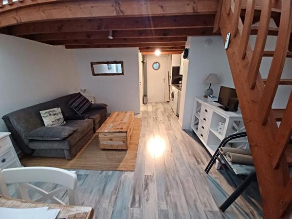 Studio face à la mer & garage. Investissement rare