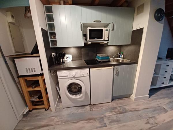 Studio face à la mer & garage. Investissement rare