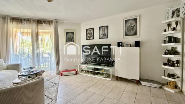 Bel Appartement de 76 m2, en residence sécurisée.