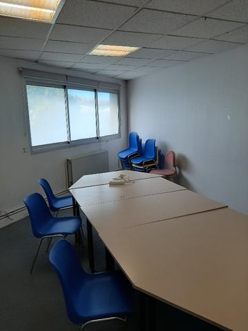 A LOUER Bureau de 24 m² environ au Centre de Gros, Nantes Est