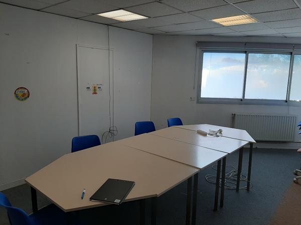 A LOUER Bureau de 24 m² environ au Centre de Gros, Nantes Est