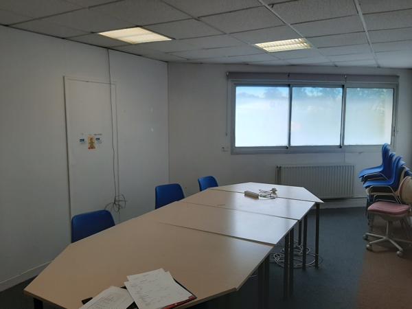 A LOUER Bureau de 24 m² environ au Centre de Gros, Nantes Est
