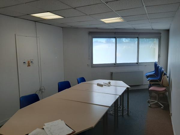 A LOUER Bureau de 24 m² environ au Centre de Gros, Nantes Est