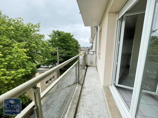 Appartement à louer 2 pièces 43.98m² Alençon (61000)