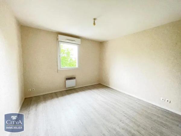 Appartement à louer 2 pièces 43.98m² Alençon (61000)