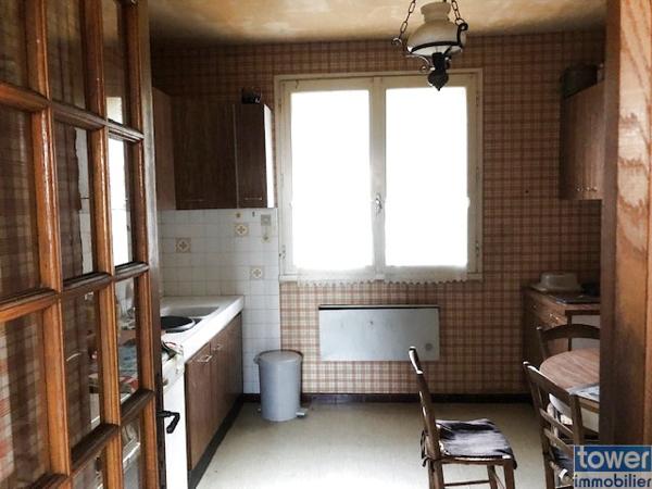 Maison
                                                                                                                                                                                                                                                                                                                        5 pièce(s)                                                                                                                                                                                                          2 chambre(s)                                                                                                                                                                                                          100  m²