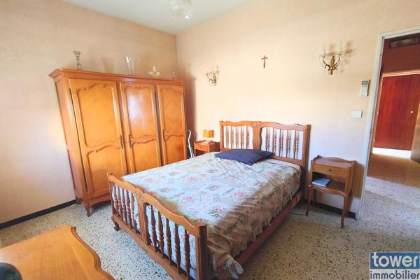 Maison
                                                                                                                                                                                                                                                                                                                        4 pièce(s)                                                                                                                                                                                                          3 chambre(s)                                                                                                                                                                                                          92  m²