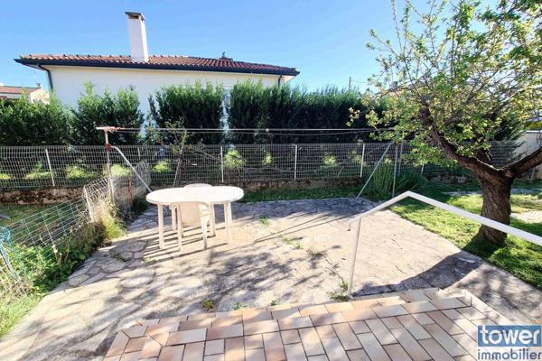 Maison
                                                                                                                                                                                                                                                                                                                        4 pièce(s)                                                                                                                                                                                                          3 chambre(s)                                                                                                                                                                                                          92  m²