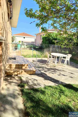 Maison
                                                                                                                                                                                                                                                                                                                        4 pièce(s)                                                                                                                                                                                                          3 chambre(s)                                                                                                                                                                                                          92  m²