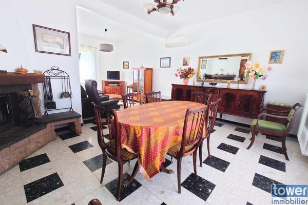 Maison
                                                                                                                                                                                                                                                                                                                        4 pièce(s)                                                                                                                                                                                                          3 chambre(s)                                                                                                                                                                                                          92  m²