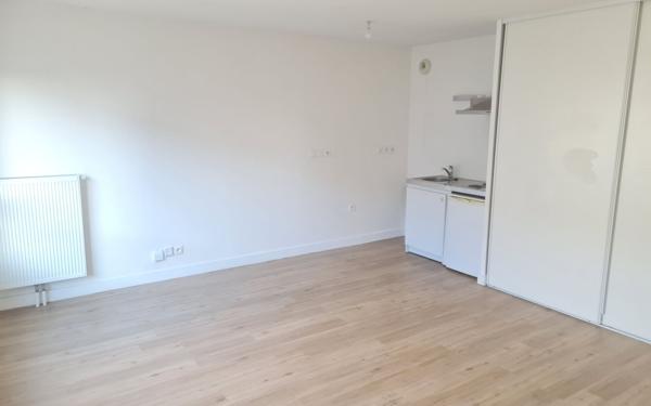 Appartement à louer    1 pièce • 36 m2 Lys-lez-Lannoy