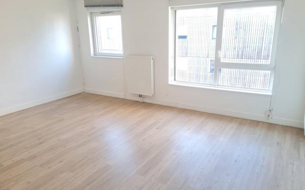 Appartement à louer    1 pièce • 36 m2 Lys-lez-Lannoy