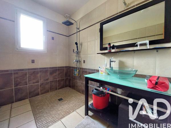 Maison à vendre 4 pièces 91 m² Pineuilh